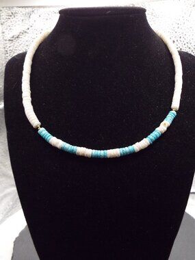 PERFECT FOR YOUR SUN DRENCHED SHOULDERS WHITE & AQUA SHELL HEISHI NECKLACE 1